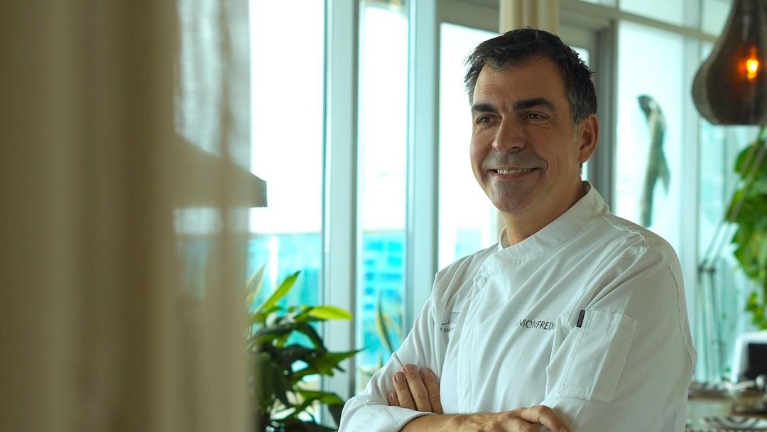 El chef español Ramón Freixa, dos estrellas Michelin y tres soles Repsol, ha sido uno de los pioneros en la gastronomía sostenible.